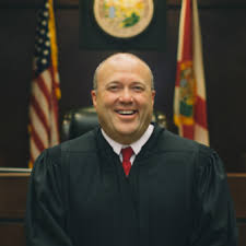 Tallahassee Bar Association Poll on Qualifications Favors Smith in Judge Race