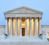 Court Urged to Keep Immigration Law on Hold