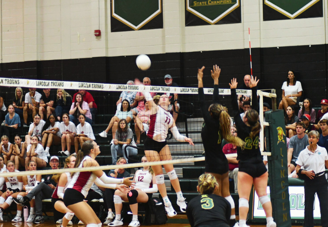 Chiles Defeats Lincoln in Volleyball Opener