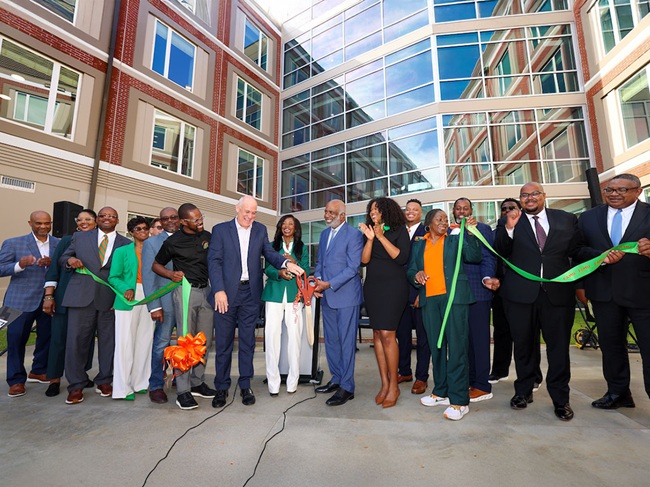 FAMU Celebrates the Opening of Venom Landing