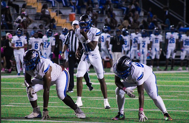 Godby Defeats Lincoln 30-28 with Late Score Godby Defeats Lincoln 30-28 with Late Score
