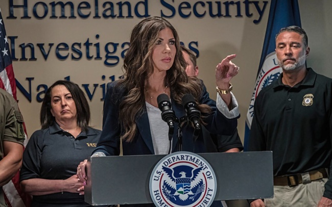 DHS Sec. Kristi Noem Touts Florida Partnership in Bradenton Appearance