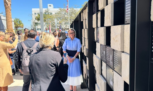 Former Democrat Files Bill Banning Shari’a Law in Florida Government