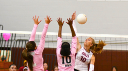 Chiles Volleyball Defeats Leon, Extends Winning Streak