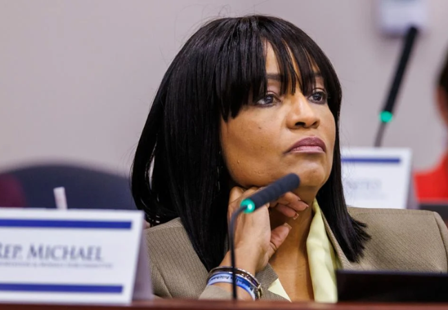 Bill Requiring English-Only Driver License Tests Clears House Panel